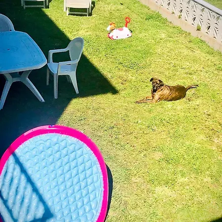 Acogedora Casa Con Jardin * Santa Marta de Ortigueira