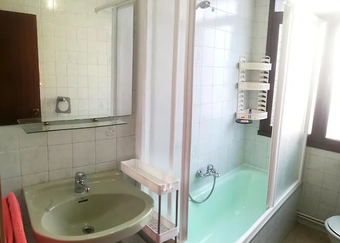 Acogedora Casa Con Jardin サンタマルタ・デ・オルティゲイラ