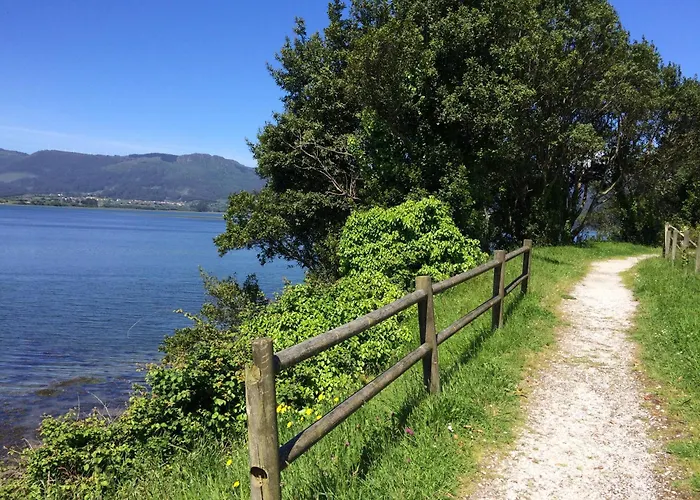 Acogedora Casa Con Jardin *